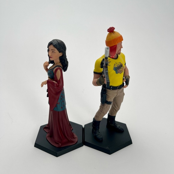 Jayne Cobb & Inara Serra Loot Crate 5” Figurines Firefly/Serenity Figurines✨ - Picture 2 of 10
